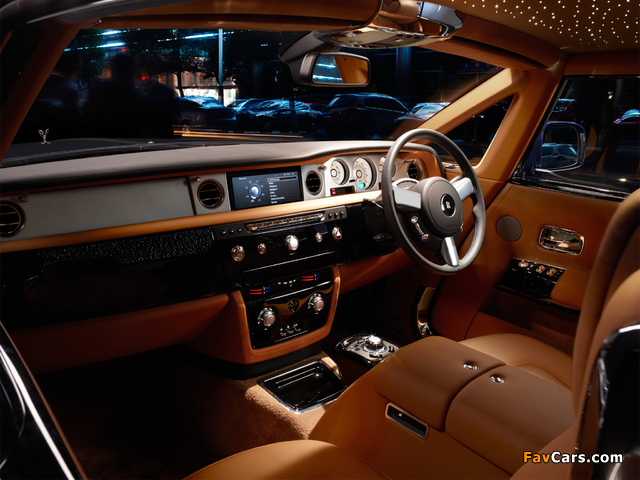Rolls-Royce Phantom Coupe UK-spec 2012 images (640 x 480)