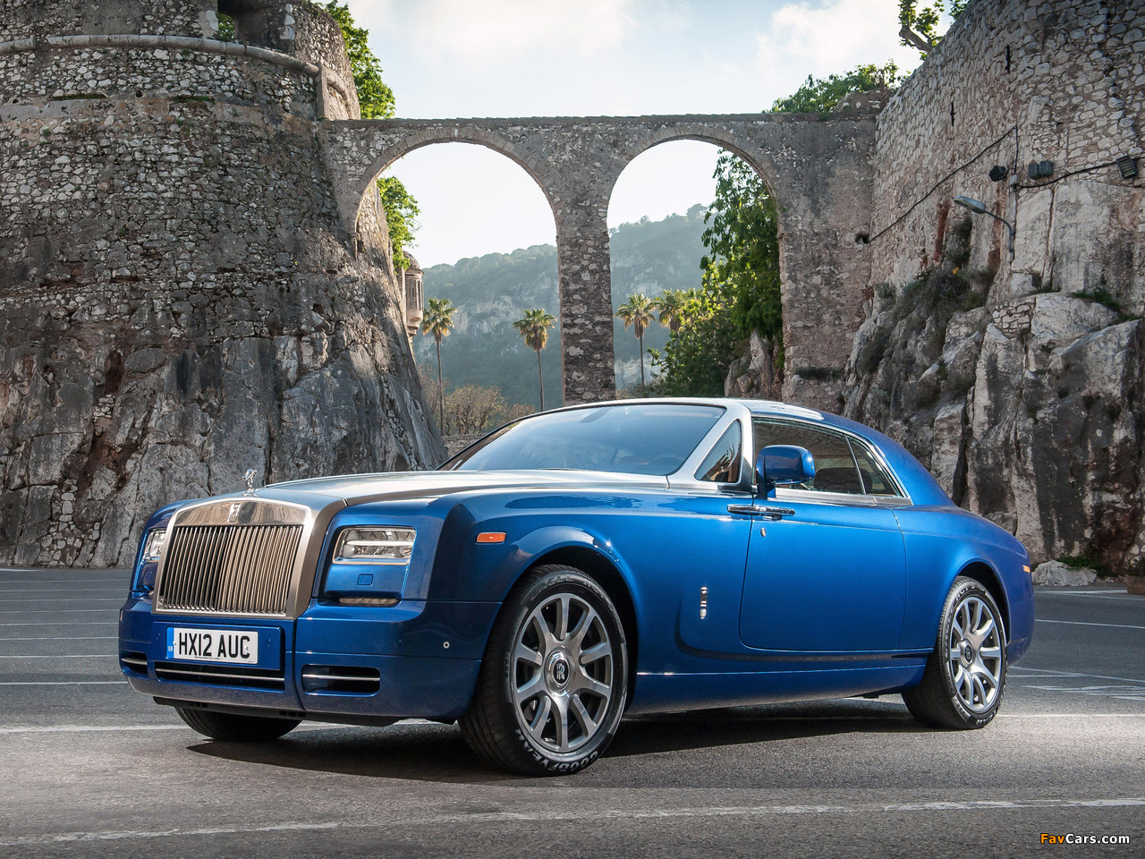 Rolls-Royce Phantom Coupe 2012 wallpapers (1280 x 960)
