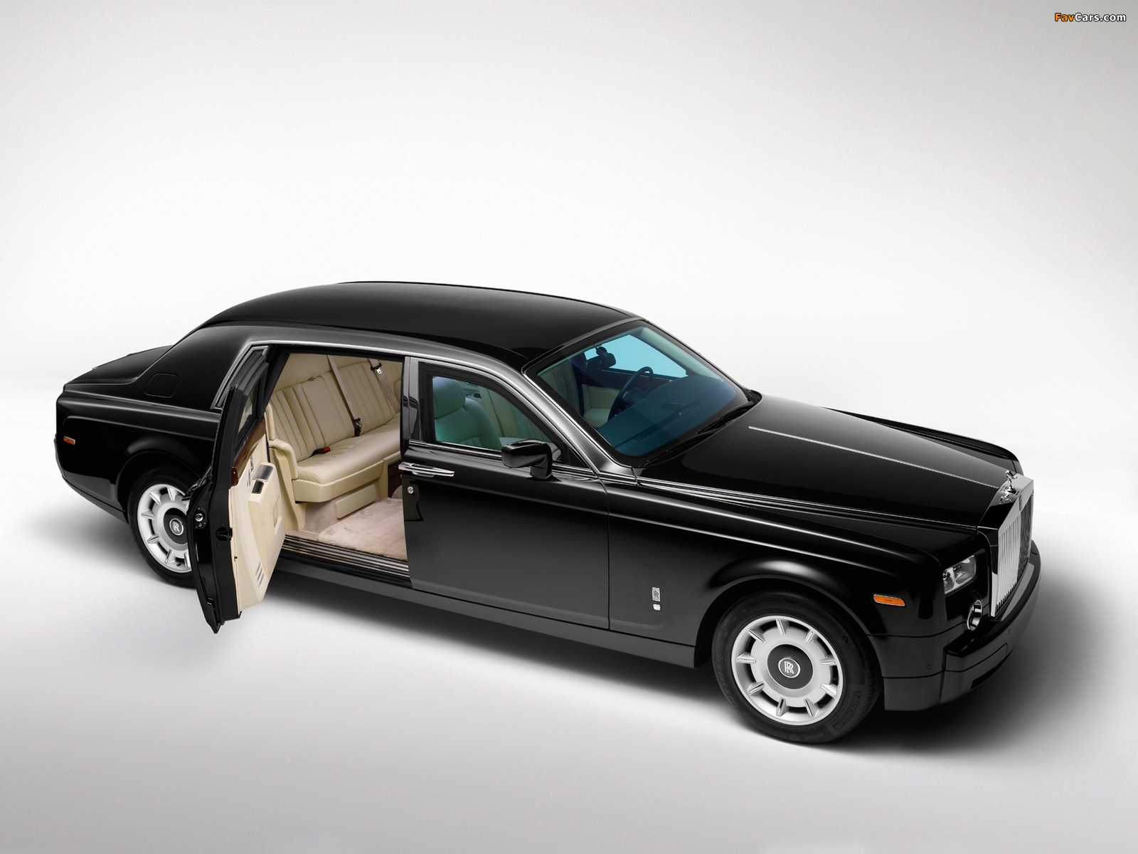 Rolls-Royce Phantom Armored 2007–09 wallpapers (1600 x 1200)