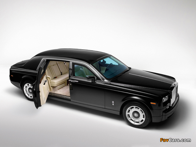 Rolls-Royce Phantom Armored 2007–09 wallpapers (640 x 480)