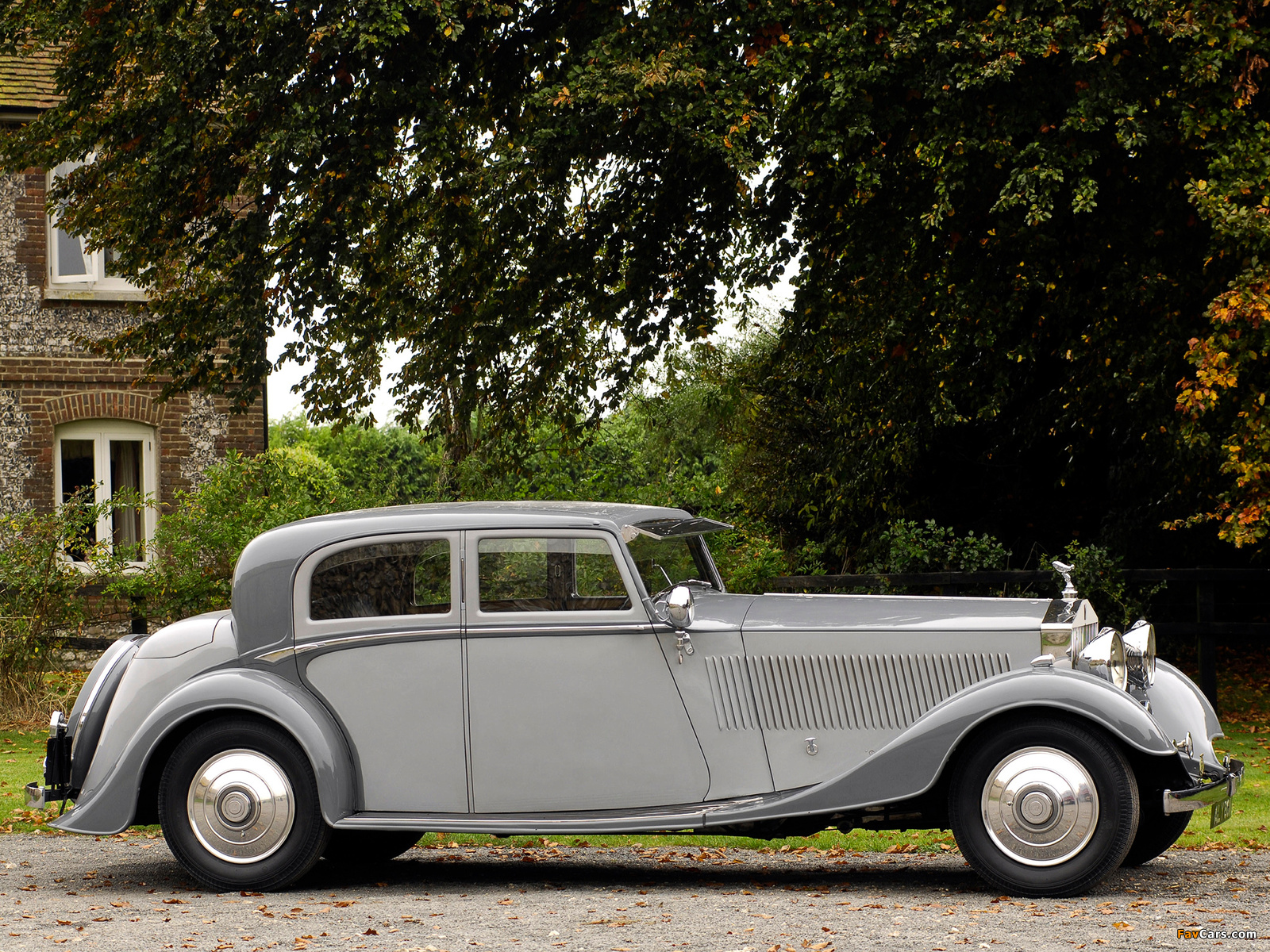 Rolls-Royce Phantom II Continental Sports Saloon by Thrupp & Maberly 1932 wallpapers (1600 x 1200)