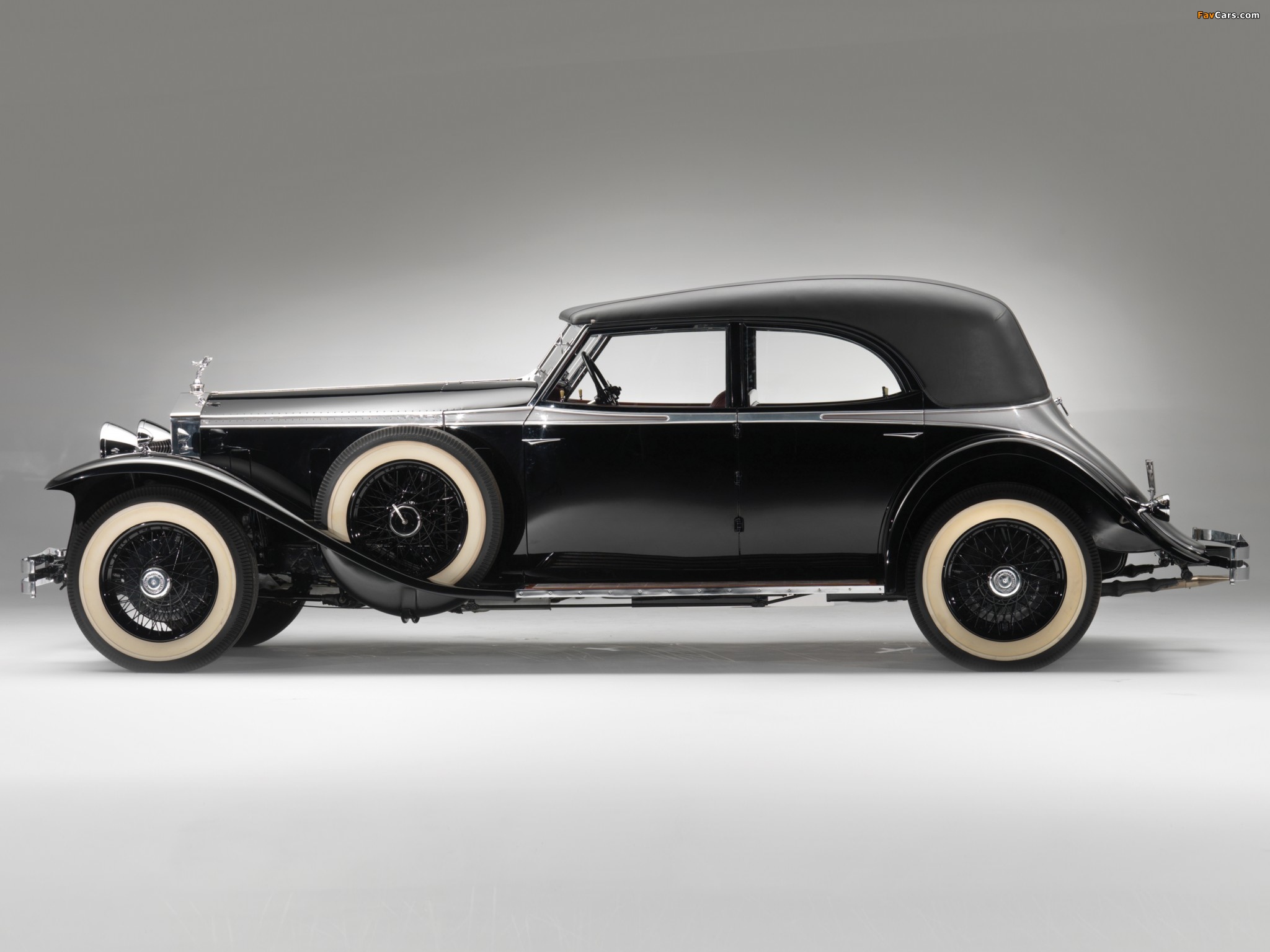 Rolls-Royce Phantom II Permanent Newmarket Sport Sedan 1932 wallpapers (2048 x 1536)
