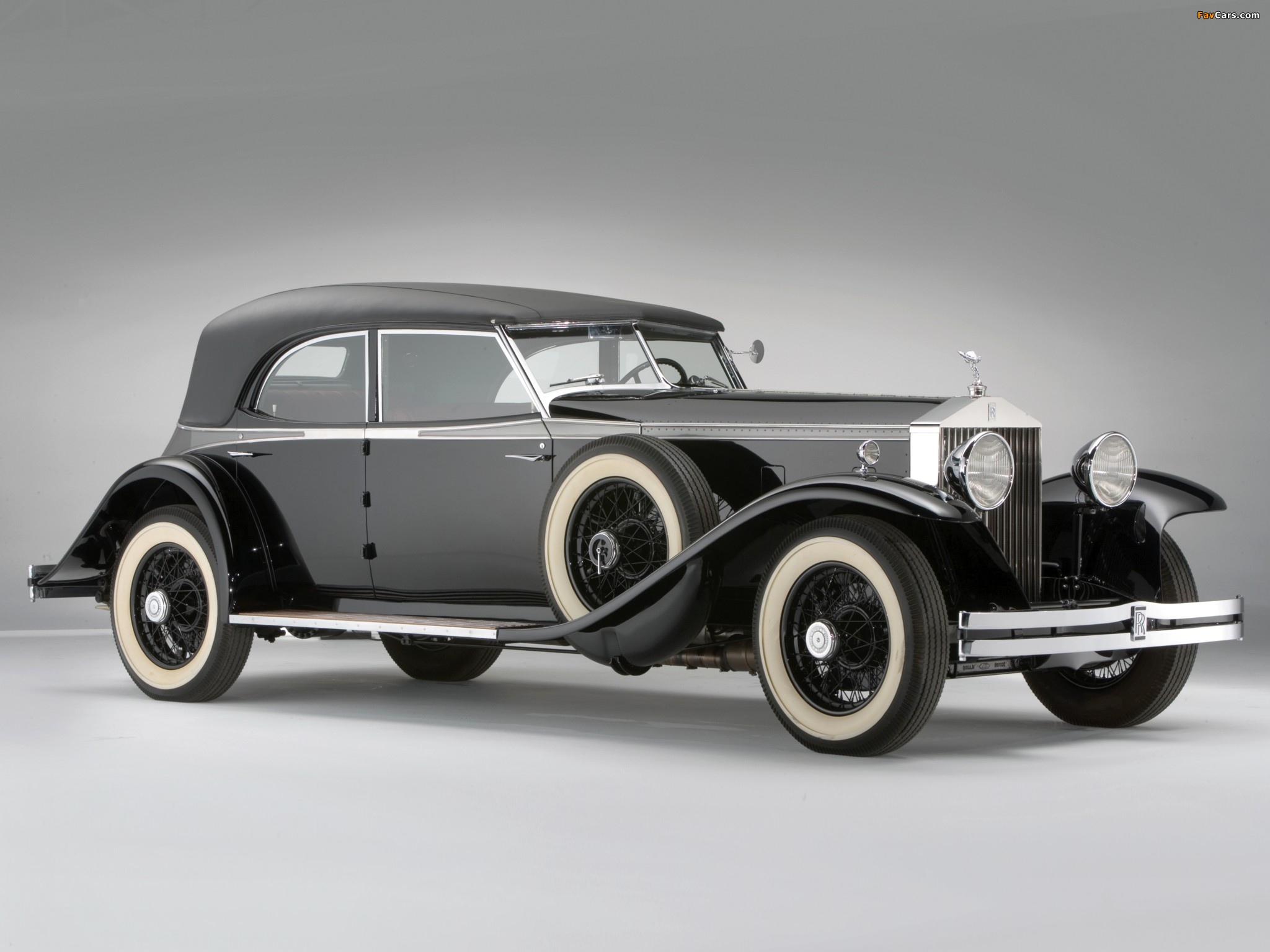 Rolls-Royce Phantom II Permanent Newmarket Sport Sedan 1932 wallpapers (2048 x 1536)