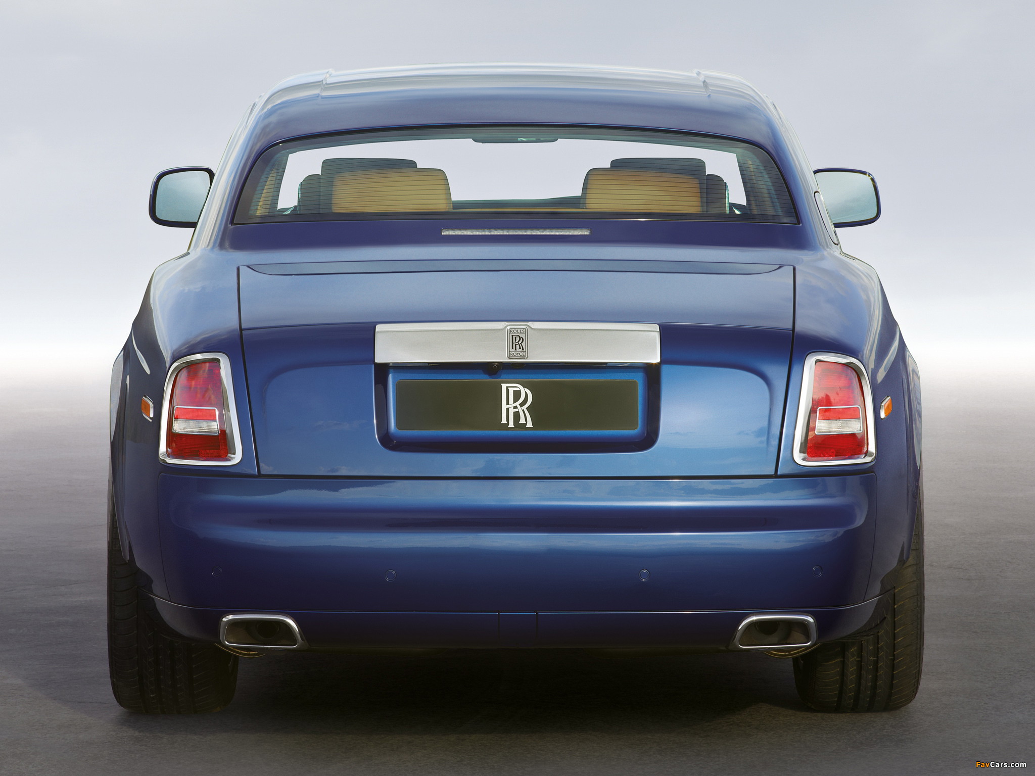 Rolls-Royce Phantom Coupe UK-spec 2012 wallpapers (2048 x 1536)