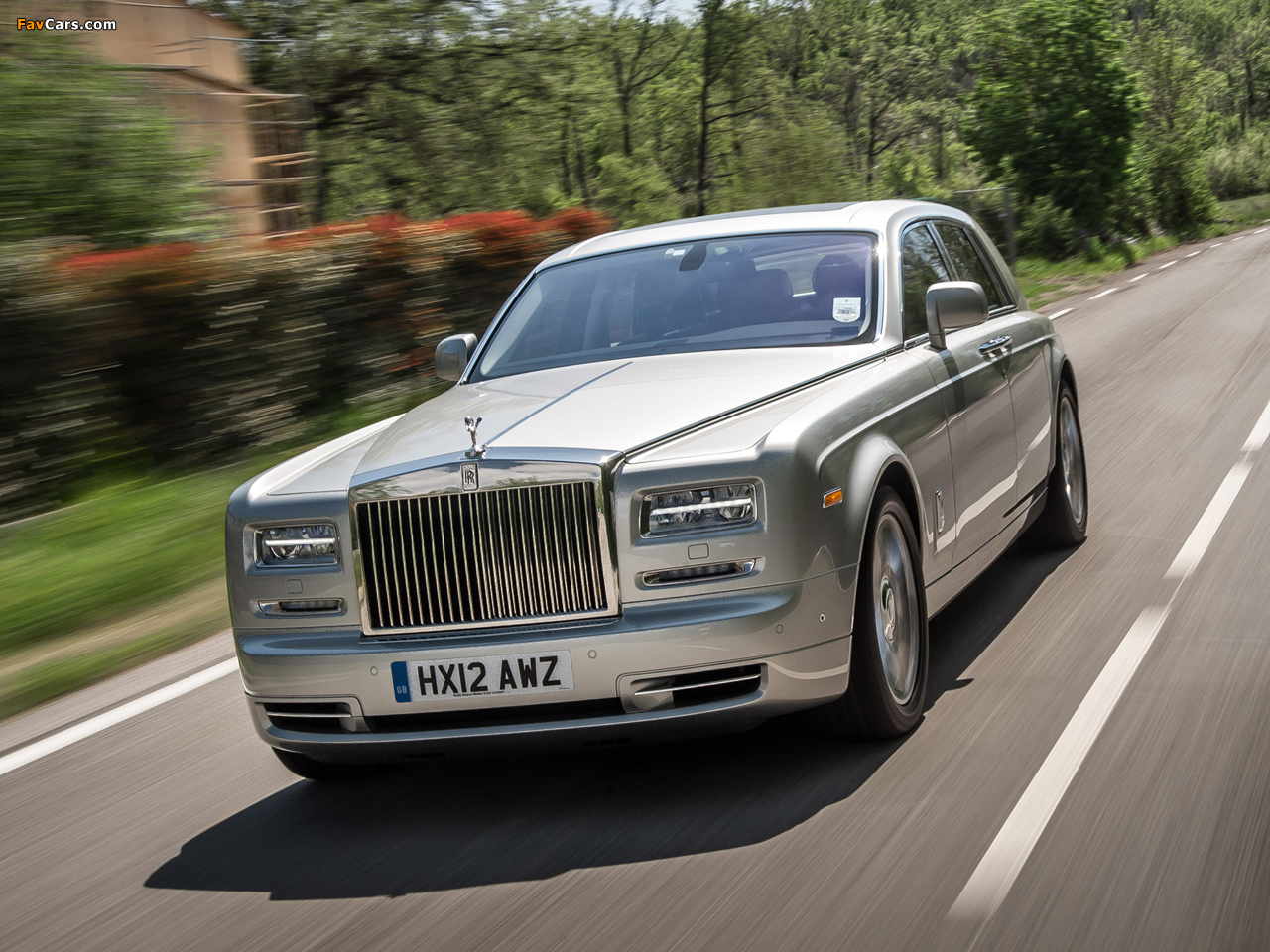 Rolls-Royce Phantom 2012 wallpapers (1280 x 960)