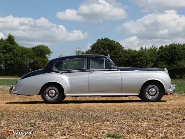 Photos of Rolls-Royce Silver Cloud EWB (I) 1955–59 (640 x 480)