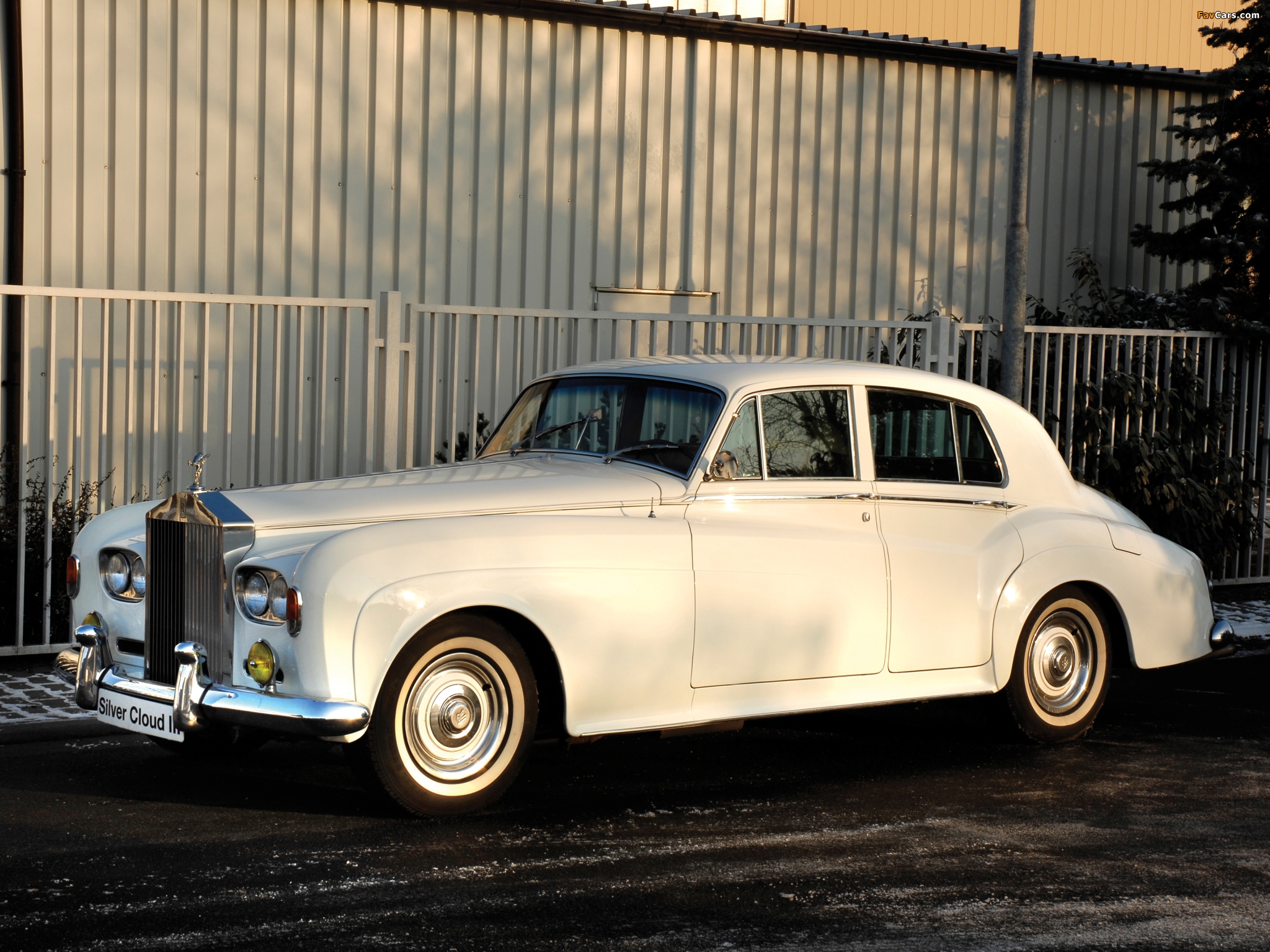 Pictures of Rolls-Royce Silver Cloud Saloon (III) 1962–66 (2048 x 1536)