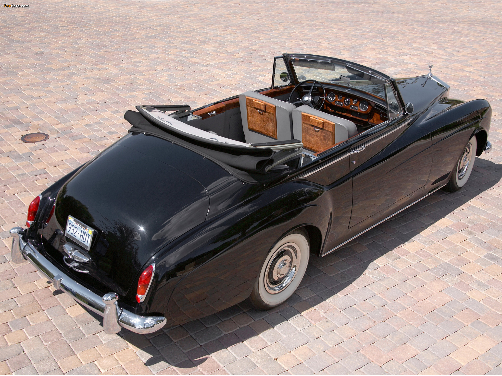Pictures of Rolls-Royce Silver Cloud Drophead Coupe (III) 1962–66 (2048 x 1536)