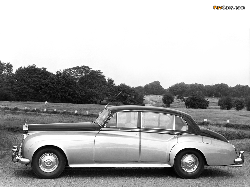 Rolls-Royce Silver Cloud LWB Saloon (II) 1959–62 images (800 x 600)