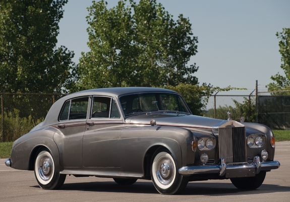 Rolls-Royce Silver Cloud Saloon (III) 1962–66 photos