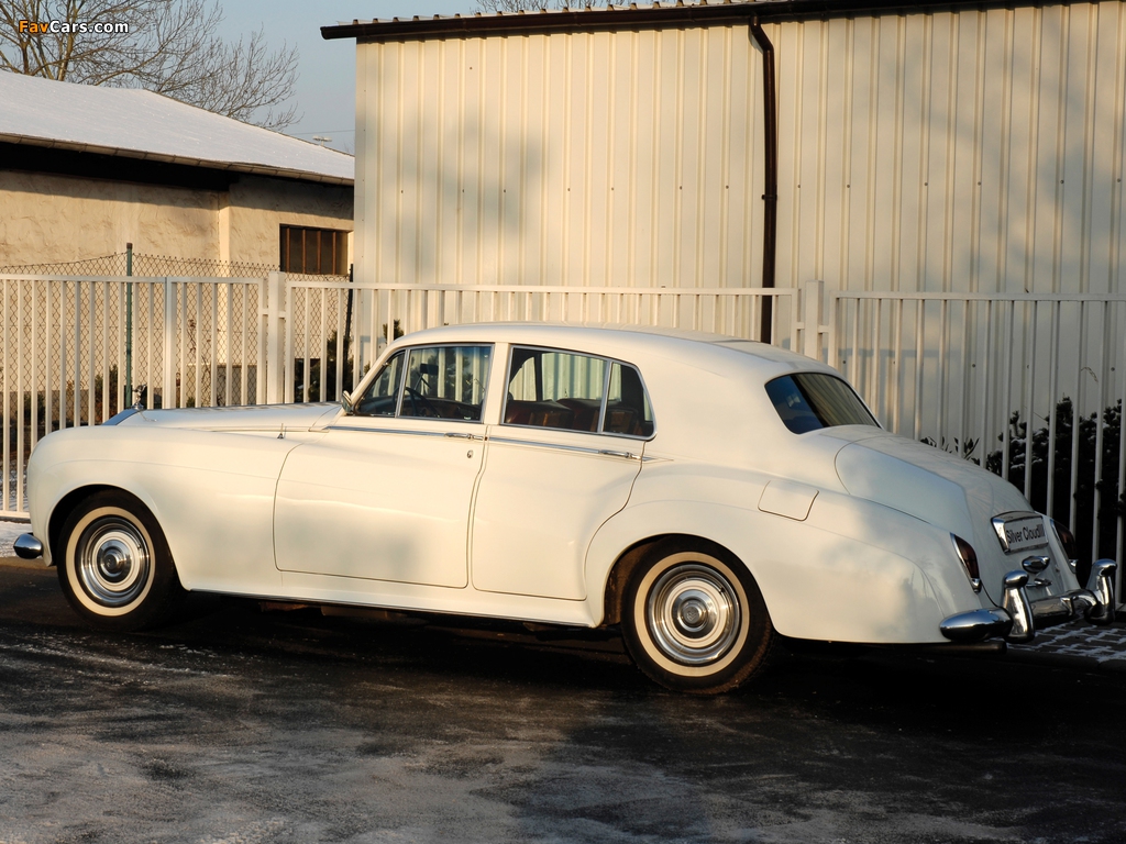 Rolls-Royce Silver Cloud Saloon (III) 1962–66 pictures (1024 x 768)