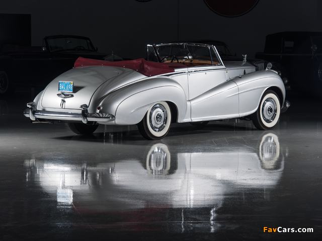 Pictures of Rolls-Royce Silver Dawn Drophead Coupe by Park Ward 1950–54 (640 x 480)