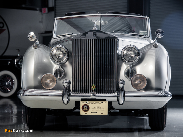 Pictures of Rolls-Royce Silver Dawn Drophead Coupe by Park Ward 1950–54 (640 x 480)