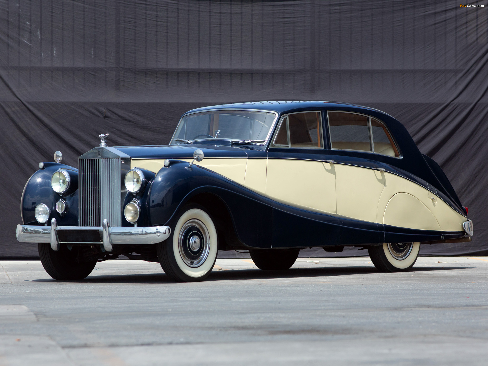 Rolls-Royce Silver Dawn by Freestone & Webb 1954 wallpapers (2048 x 1536)