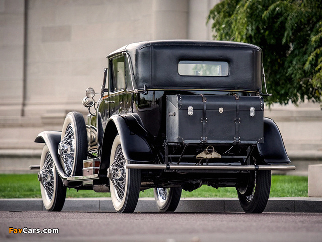 Pictures of Rolls-Royce Silver Ghost Special Riviera Town Brougham by Brewster 1926 (640 x 480)
