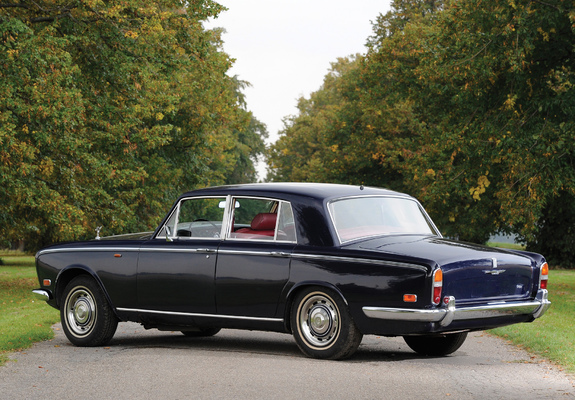 Images of Rolls-Royce Silver Shadow 1965–77