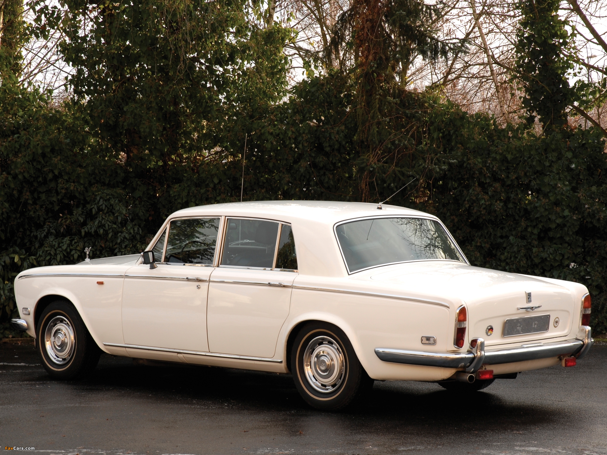 Pictures of Rolls-Royce Silver Shadow 1965–77 (2048 x 1536)