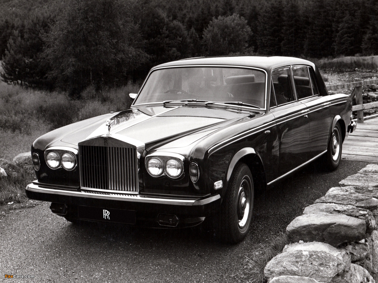 Rolls-Royce Silver Shadow II 1977–80 photos (1280 x 960)