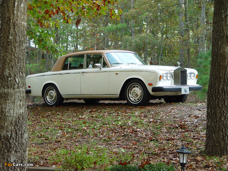 Rolls-Royce Silver Shadow II 1977–80 pictures (800 x 600)