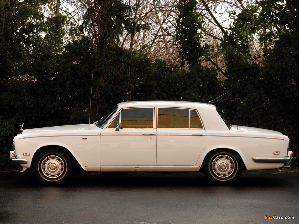 Rolls-Royce Silver Shadow 1965–77 wallpapers (1024 x 768)
