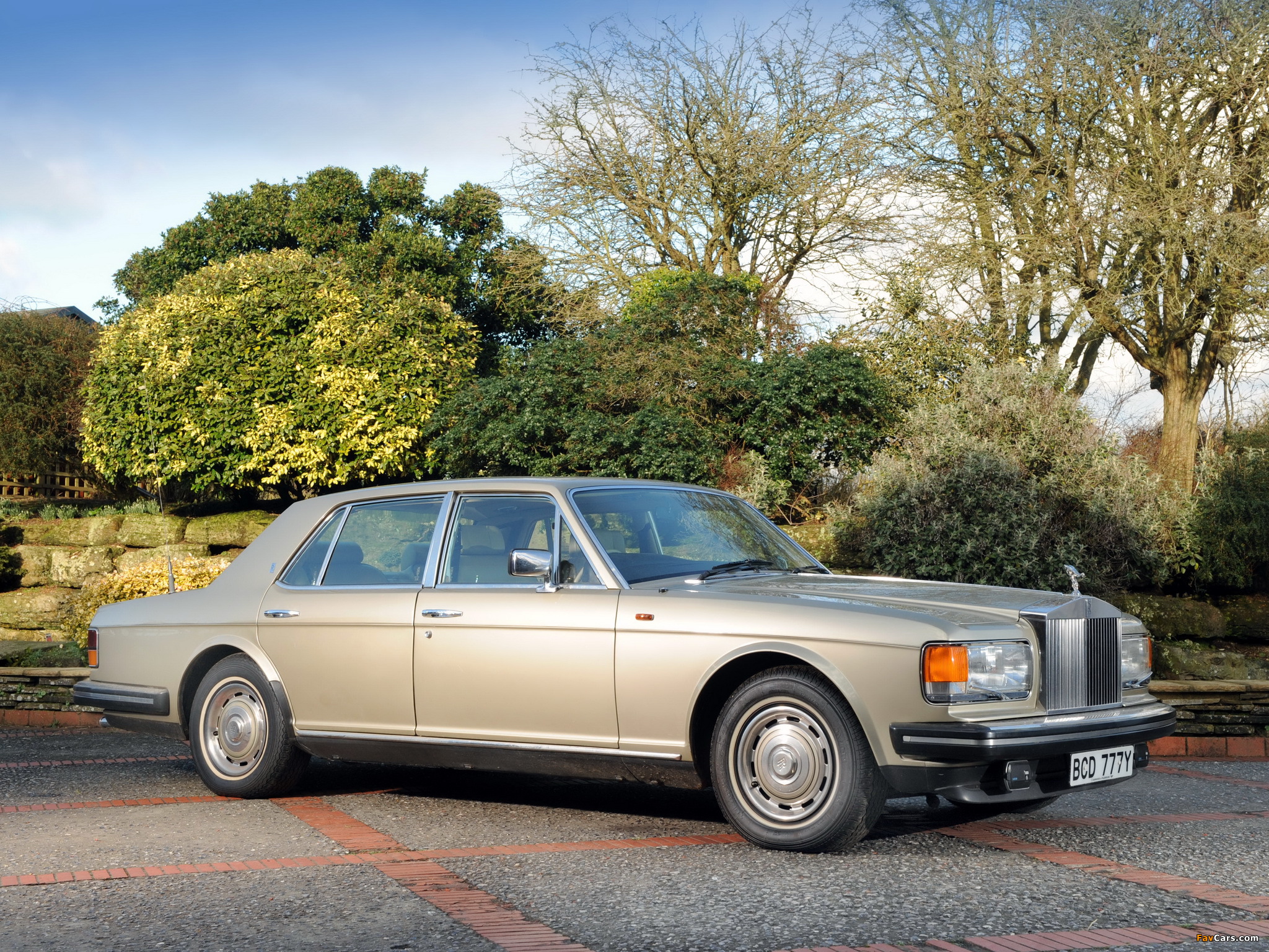 Images of Rolls-Royce Silver Spirit 1980–89 (2048 x 1536)