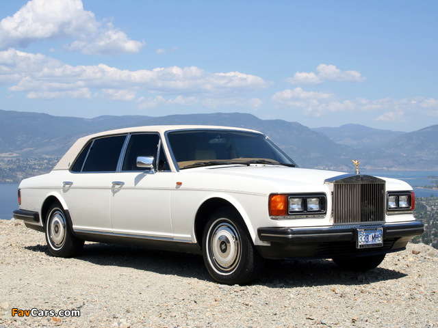 Images of Rolls-Royce Silver Spur US-spec 1980–89 (640 x 480)