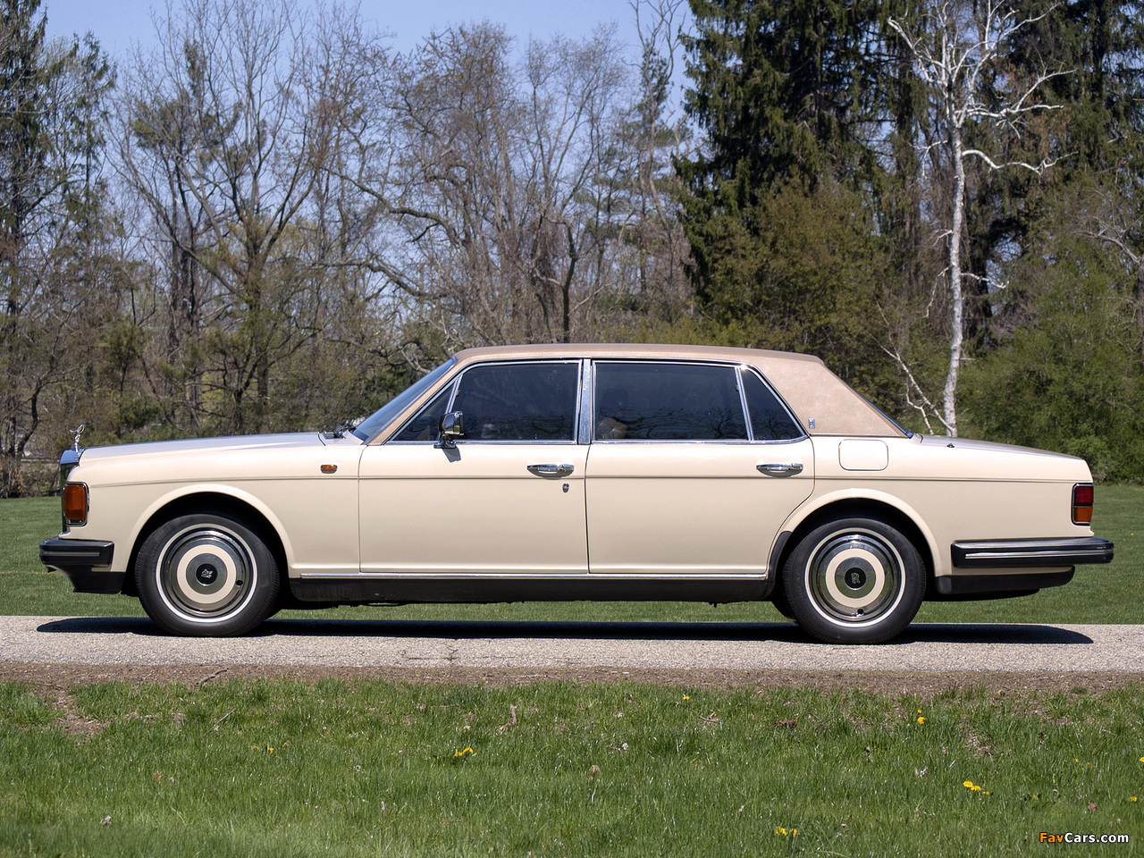 Rolls-Royce Silver Spur US-spec 1980–89 wallpapers (1280 x 960)