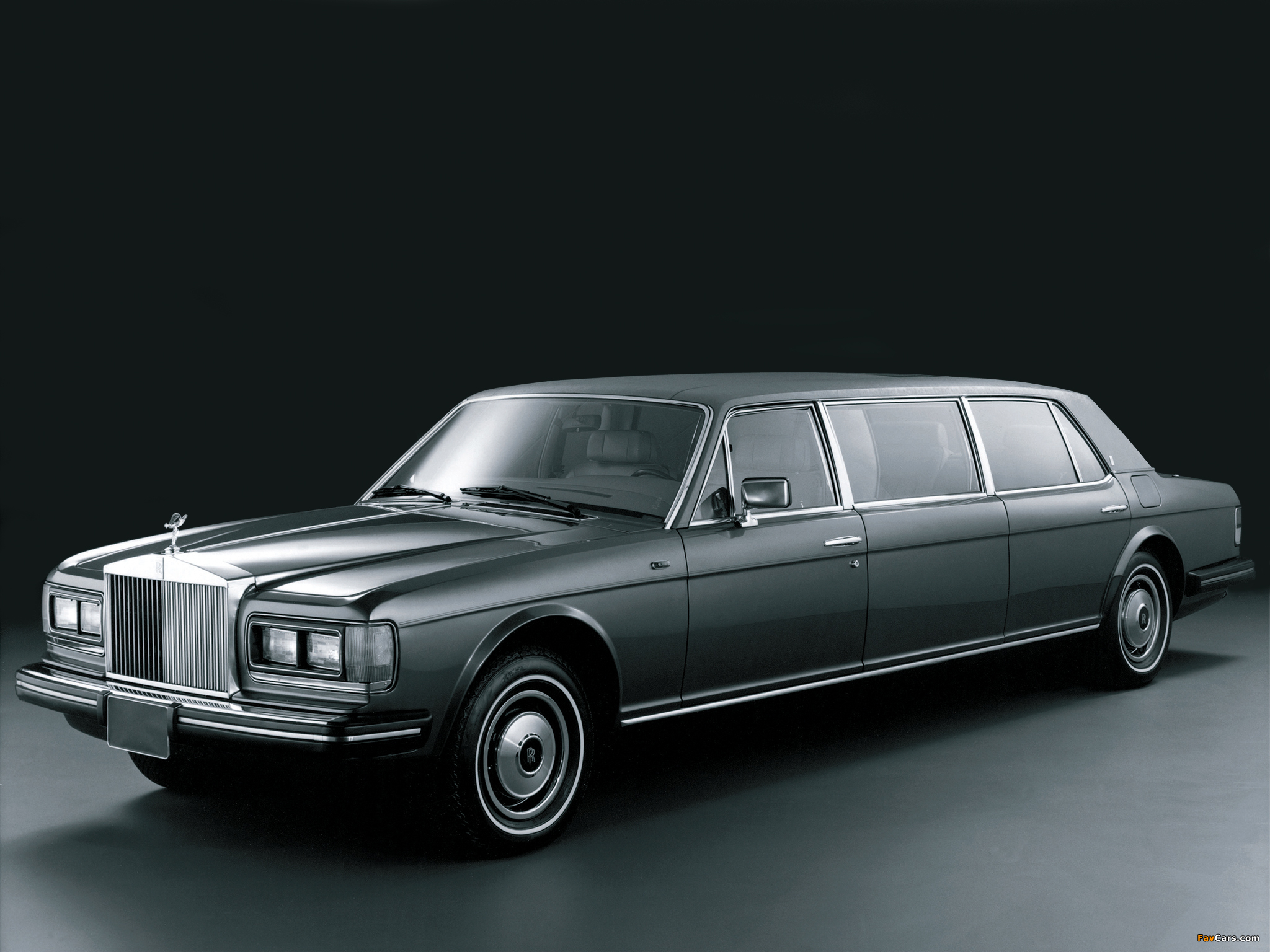 Rolls-Royce Silver Spur Limousine US-spec 1982–88 images (2048 x 1536)