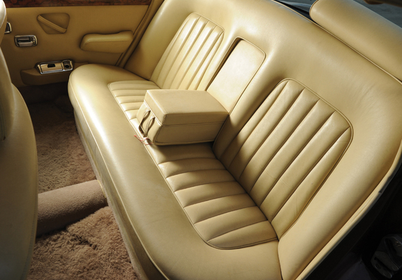 Images of Rolls-Royce Silver Wraith II 1977–80