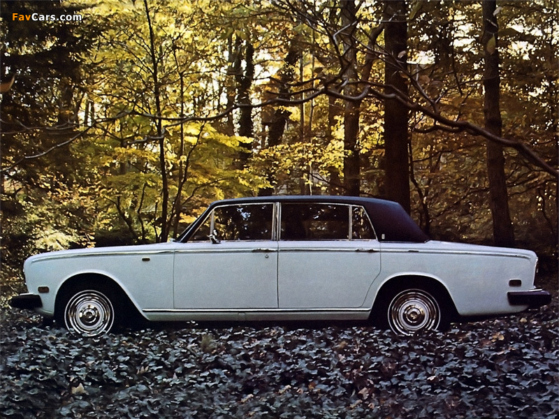 Photos of Rolls-Royce Silver Wraith II 1977–80 (800 x 600)