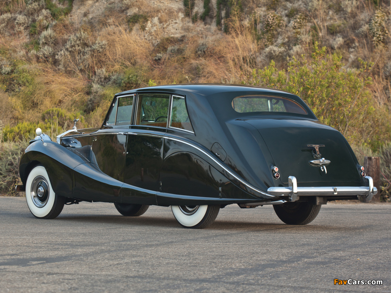Pictures of Rolls-Royce Silver Wraith Touring Limousine by Hooper 1955 (800 x 600)