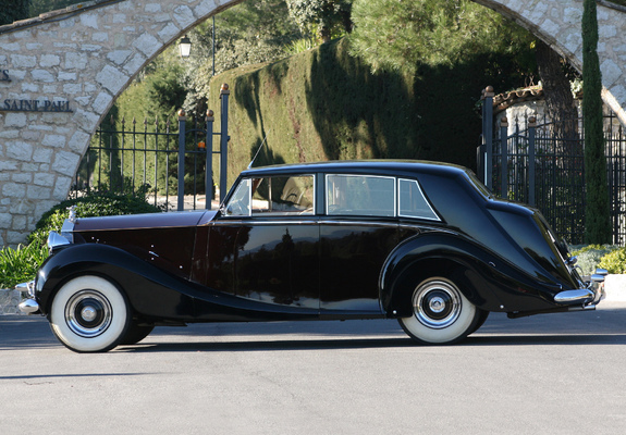 Pictures of Rolls-Royce Silver Wraith Limousine by Hooper & Co 1953