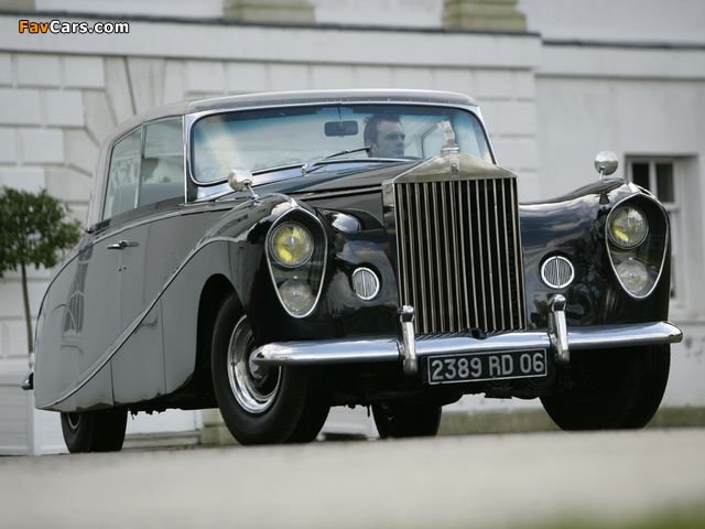 Rolls-Royce Silver Wraith Perspex Top Saloon by Hooper 1951–59 photos (640 x 480)