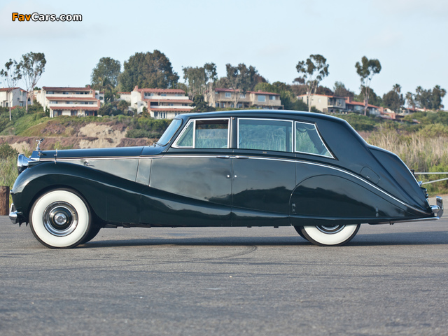 Rolls-Royce Silver Wraith Touring Limousine by Hooper 1955 pictures (640 x 480)