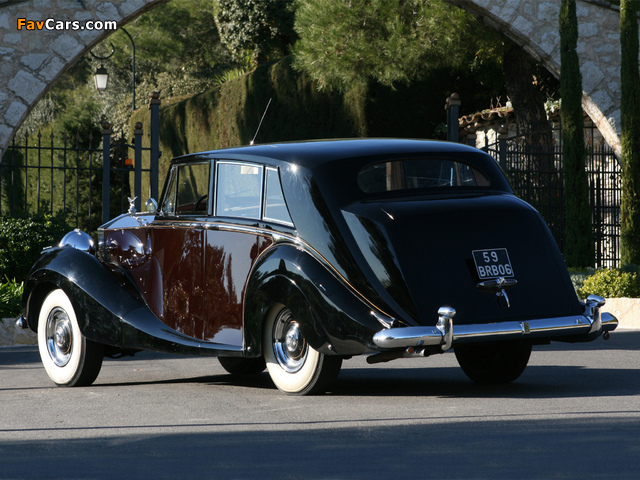 Rolls-Royce Silver Wraith Limousine by Hooper & Co 1953 wallpapers (640 x 480)