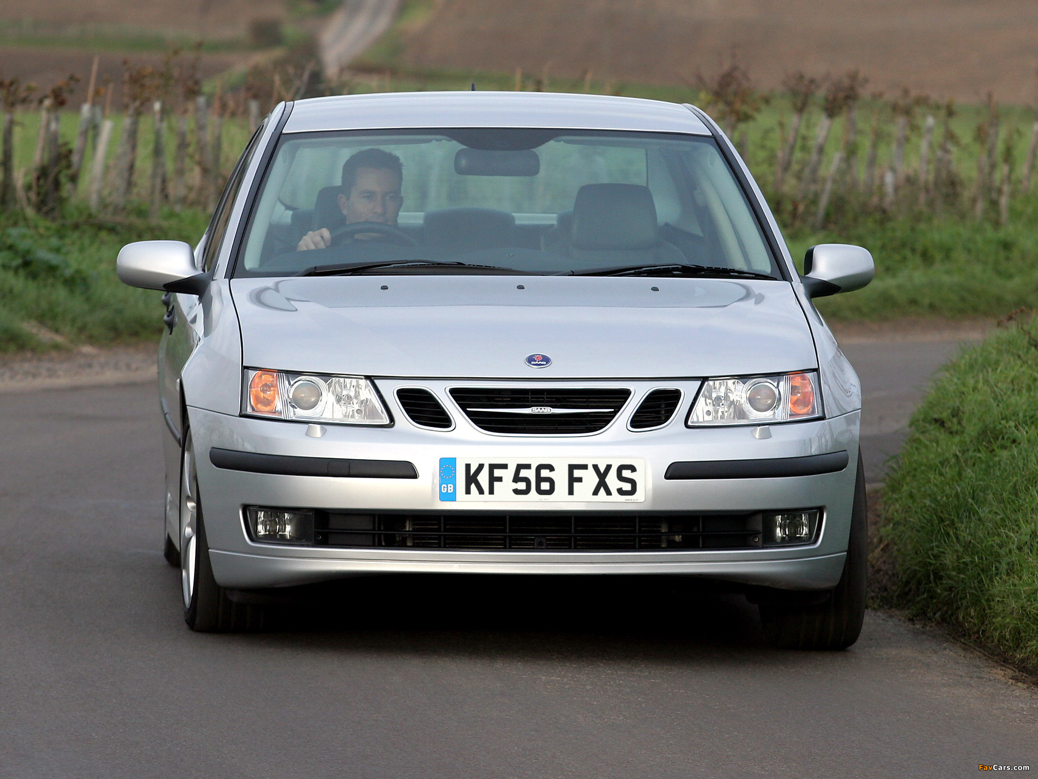 Images of Saab 9-3 1.9TiD Sport Sedan UK-spec 2004–07 (2048 x 1536)