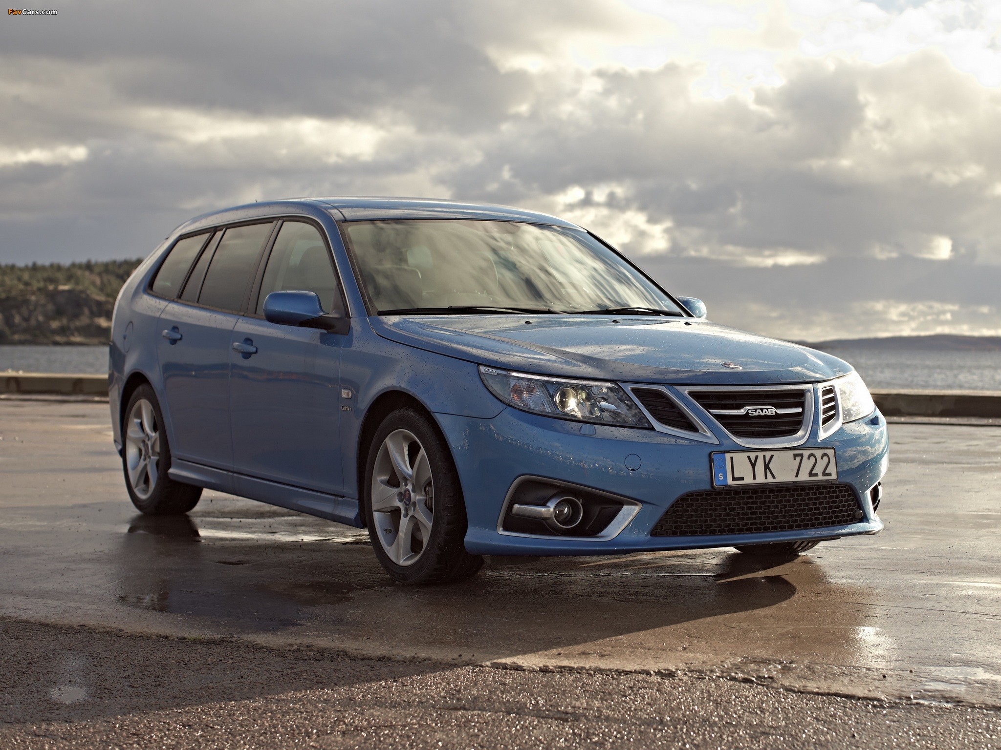 Images of Saab 9-3 Griffin Aero SportCombi 2011 (2048 x 1536)