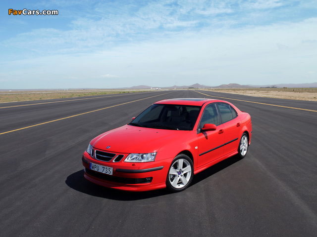 Photos of Saab 9-3 Aero Sport Sedan 2002–07 (640 x 480)