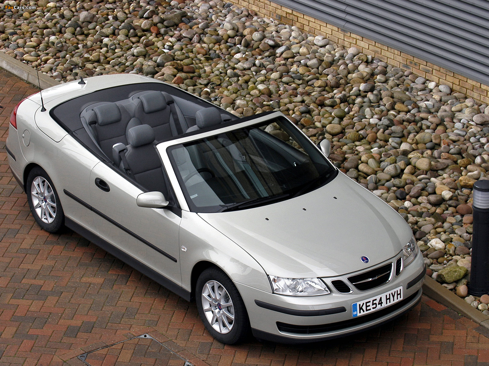 Photos of Saab 9-3 1.8t Convertible UK-spec 2003–07 (1600 x 1200)