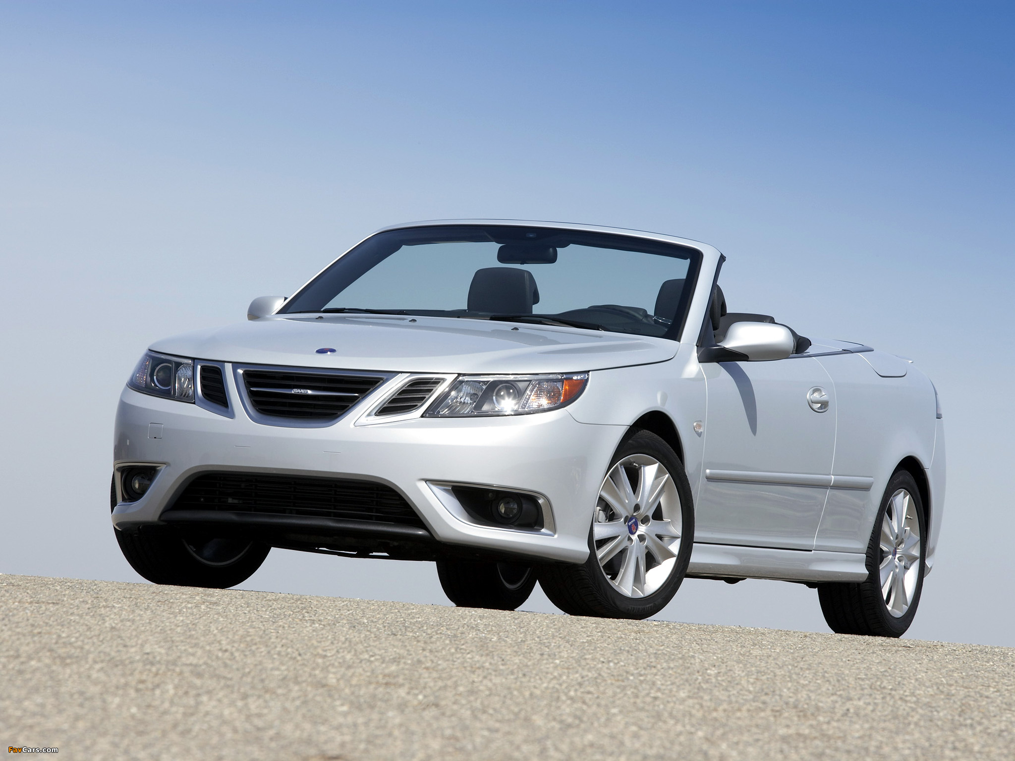 Photos of Saab 9-3 Aero Convertible US-spec 2008–11 (2048 x 1536)