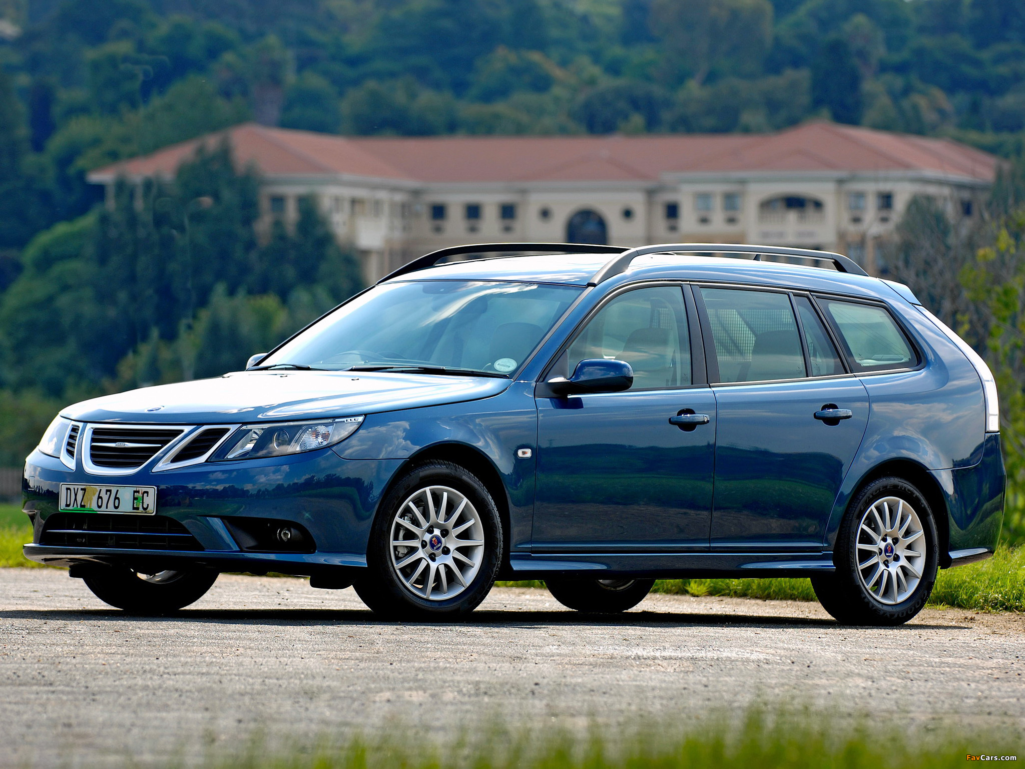 Photos of Saab 9-3 SportCombi ZA-spec 2008–11 (2048 x 1536)