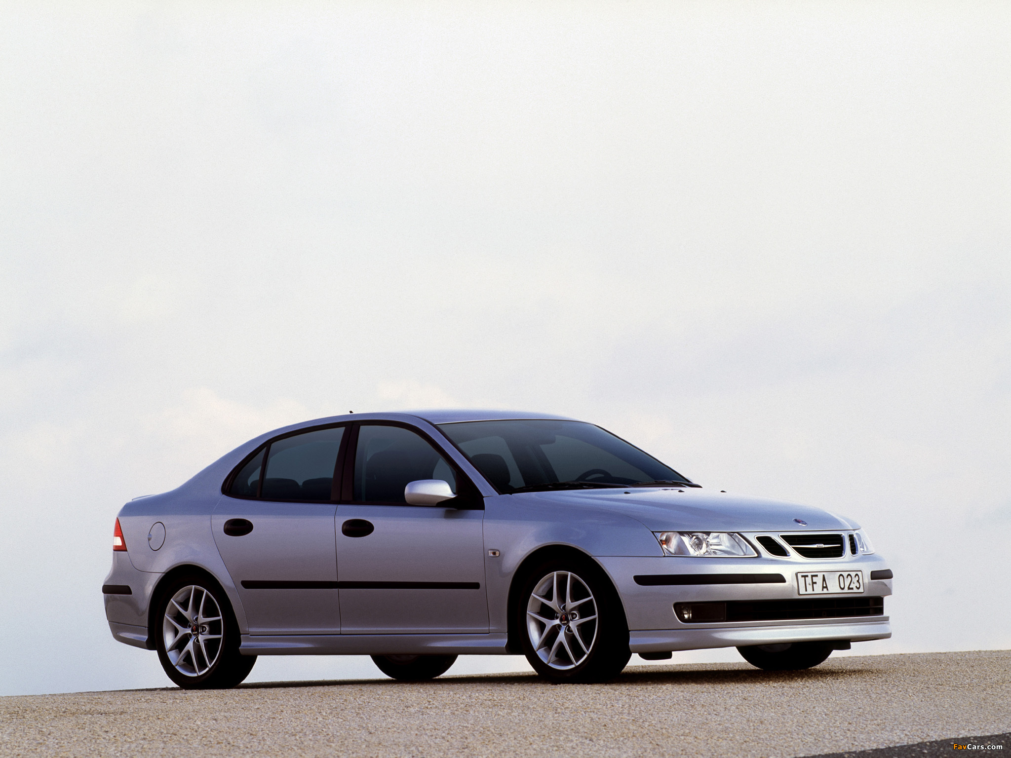 Pictures of Saab 9-3 Aero Sport Sedan 2002–07 (2048 x 1536)