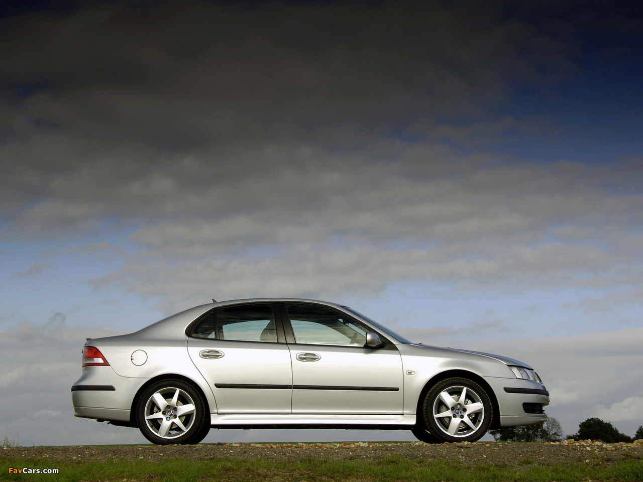 Pictures of Saab 9-3 1.9TiD Sport Sedan UK-spec 2004–07 (1280 x 960)