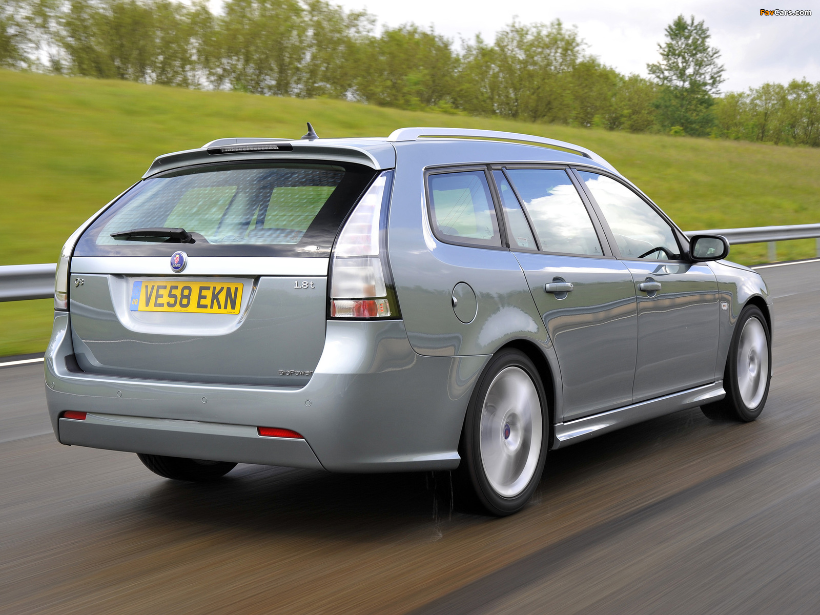 Pictures of Saab 9-3 SportCombi UK-spec 2008–11 (1600 x 1200)