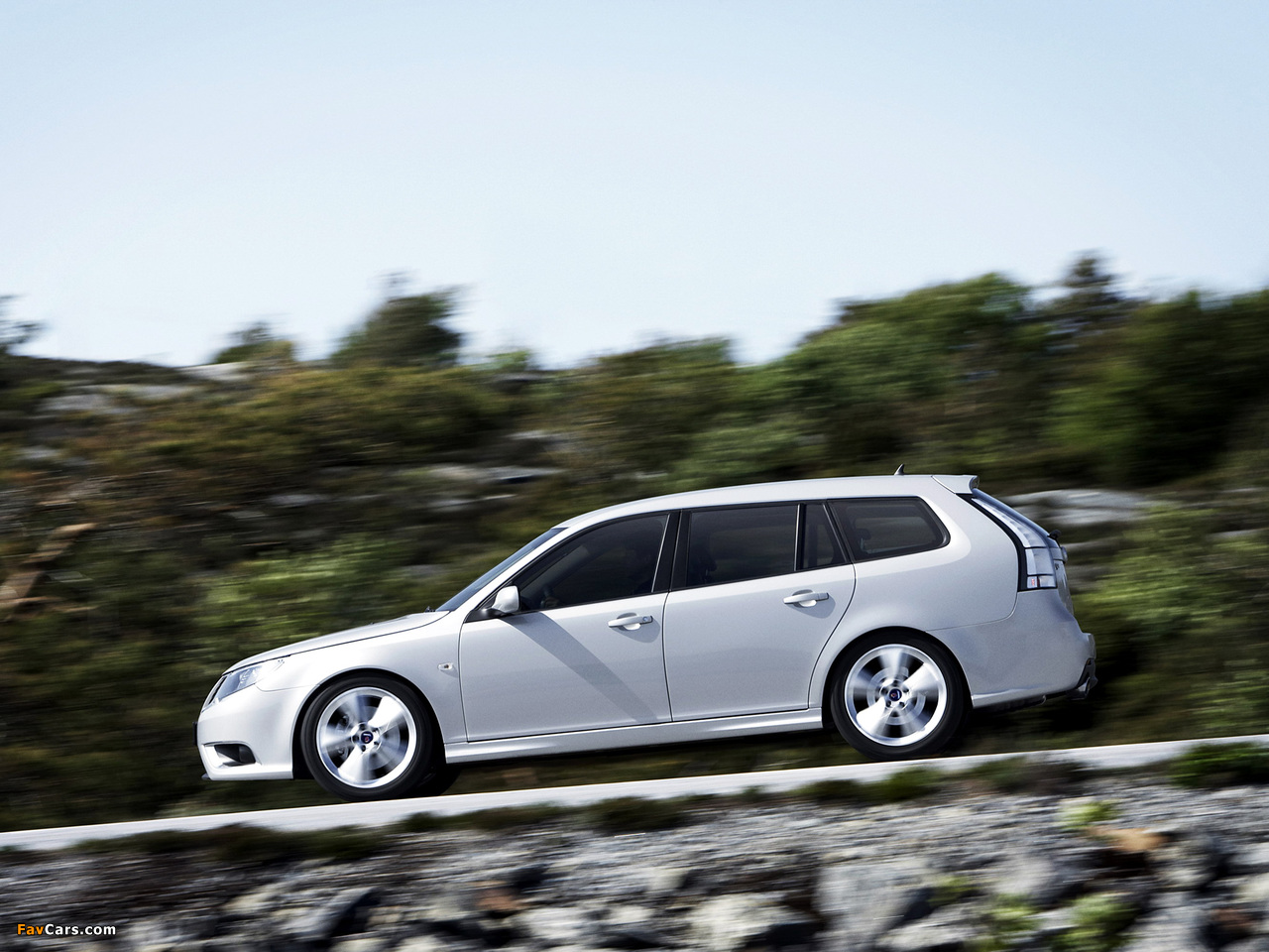 Saab 9-3 Aero SportCombi 2008–11 images (1280 x 960)