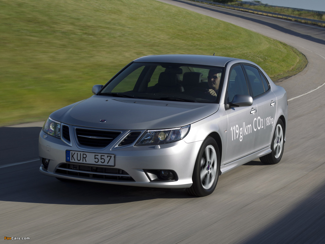 Saab 9-3 TTiD4 Sport Sedan 2010–11 wallpapers (1280 x 960)