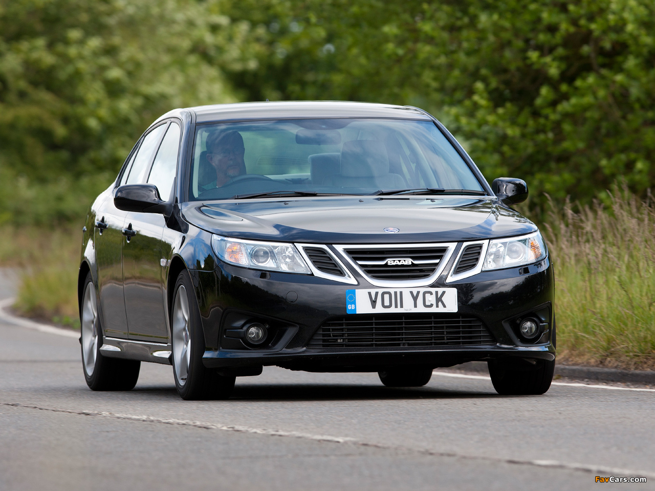 Saab 9-3 Griffin Sport Sedan UK-spec 2011 photos (1280 x 960)