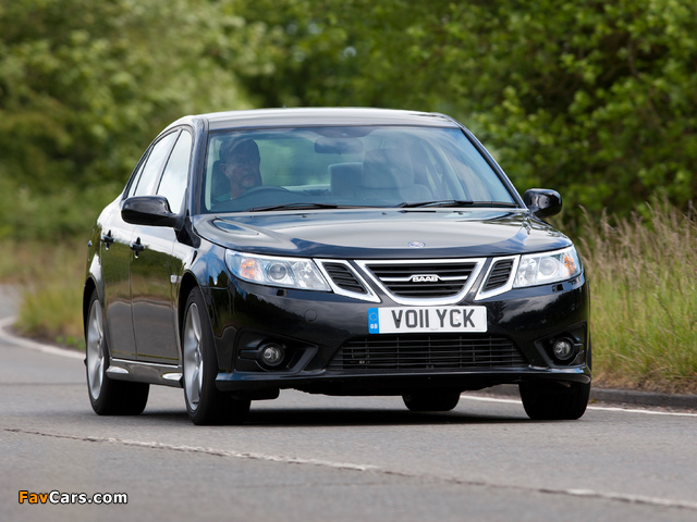 Saab 9-3 Griffin Sport Sedan UK-spec 2011 photos (640 x 480)