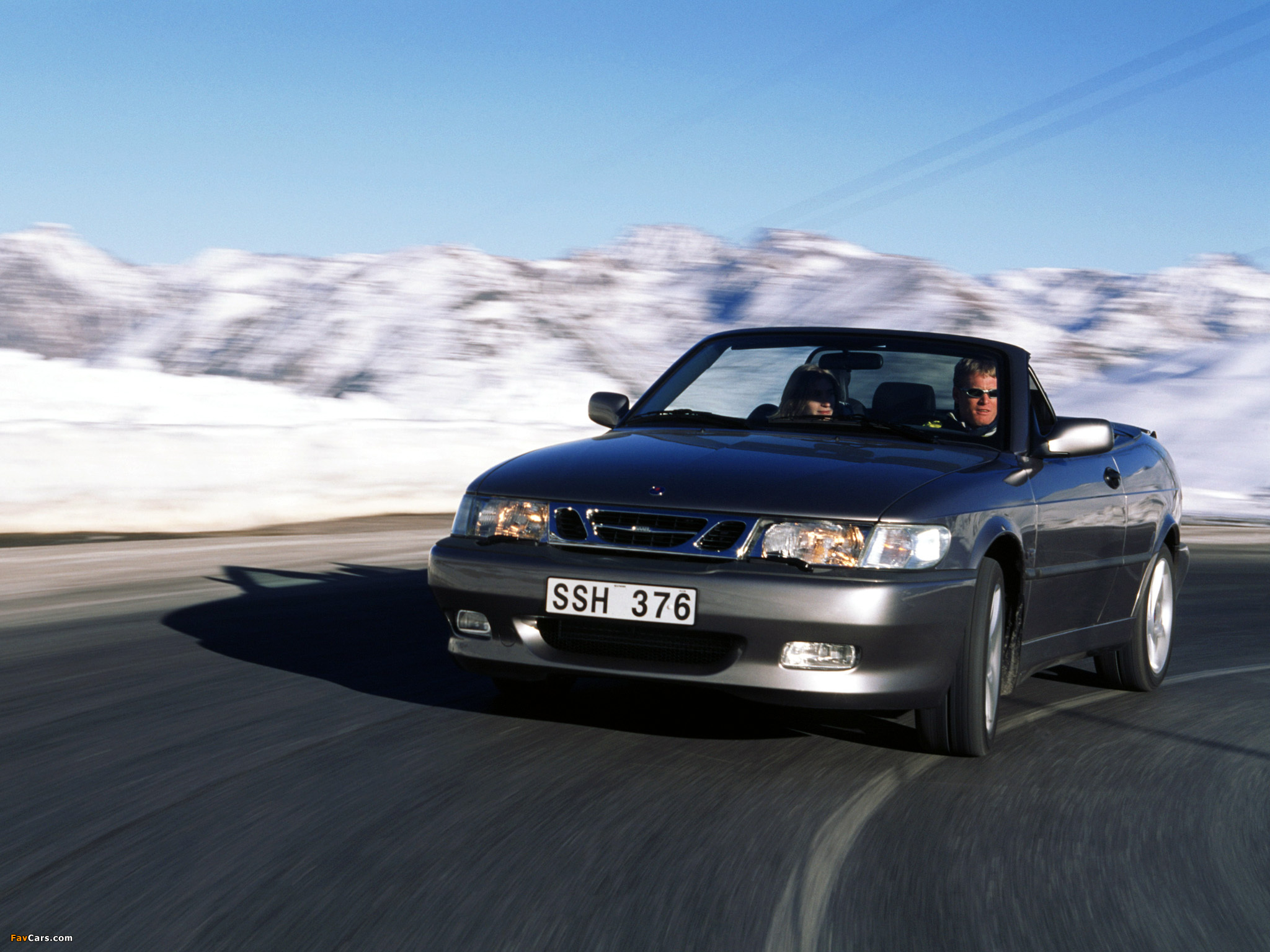 Saab 9-3 Aero Convertible 1999–2003 wallpapers (2048 x 1536)