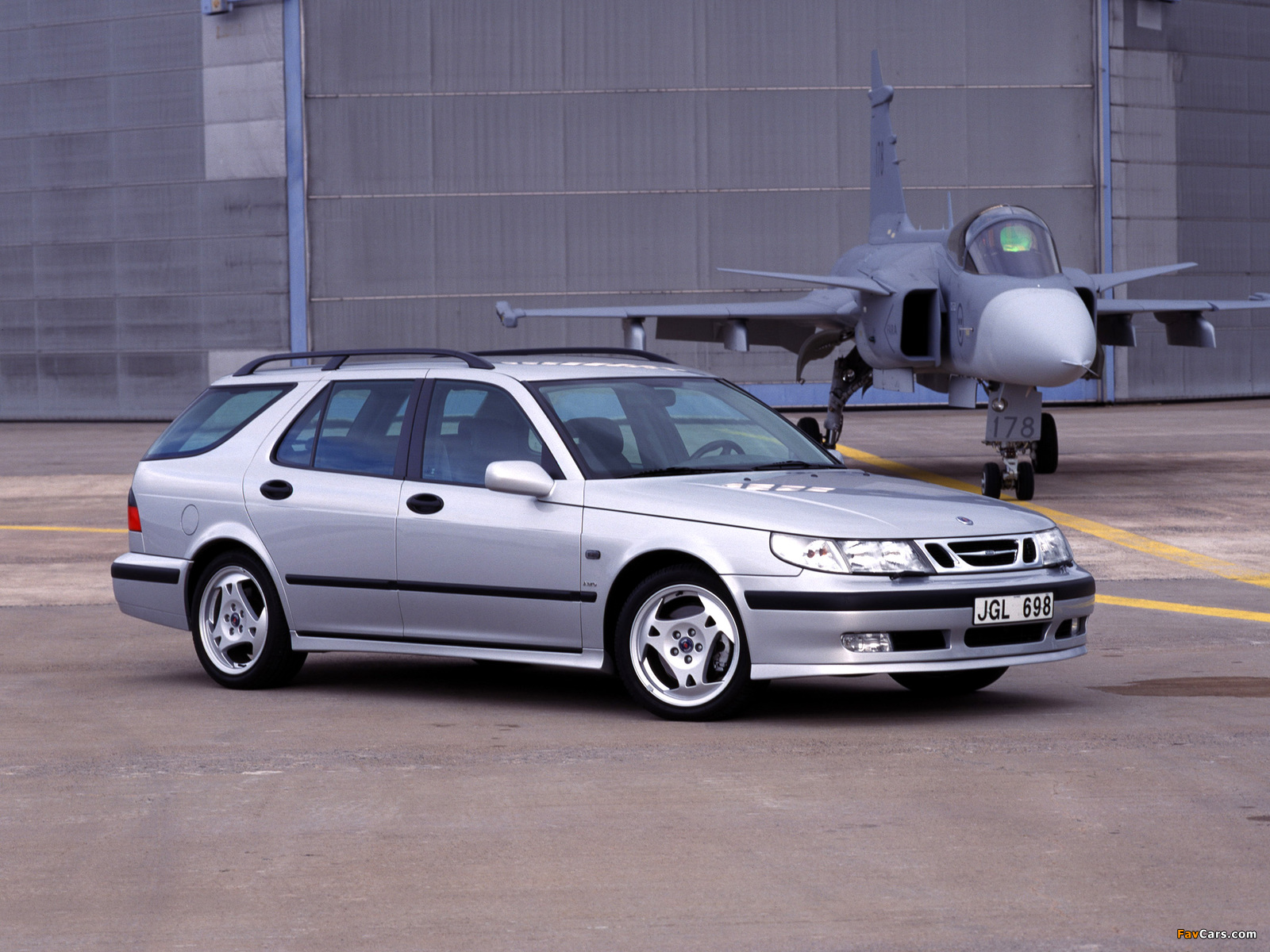 Images of Saab 9-5 Aero Wagon 1999–2001 (1600 x 1200)